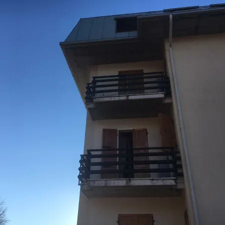 Апартаменты Prada Bellavista Lago Di Garda *