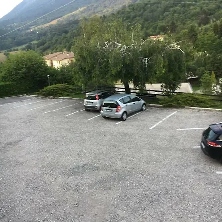 Prada Bellavista Lago Di Garda *